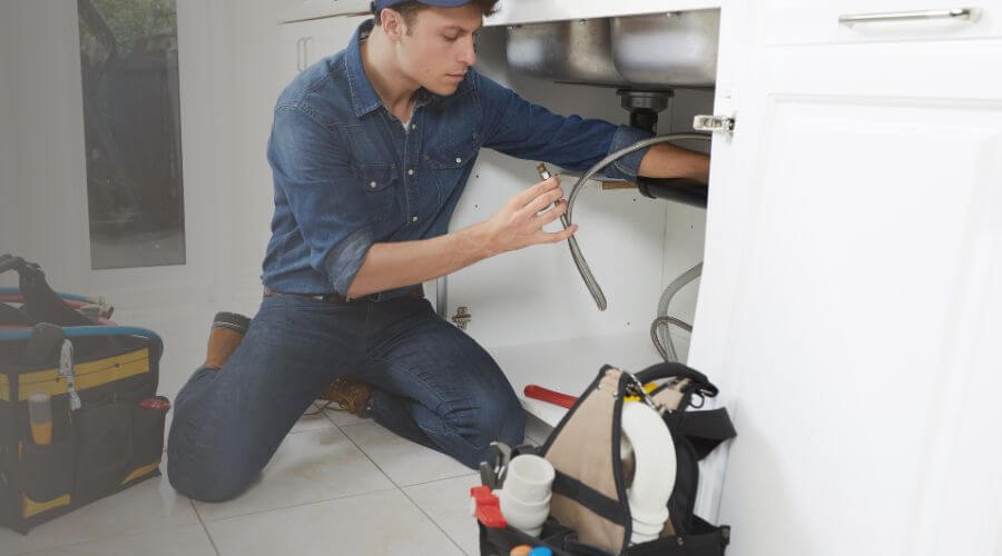 Expert burst pipe repair services in Velarde, NM